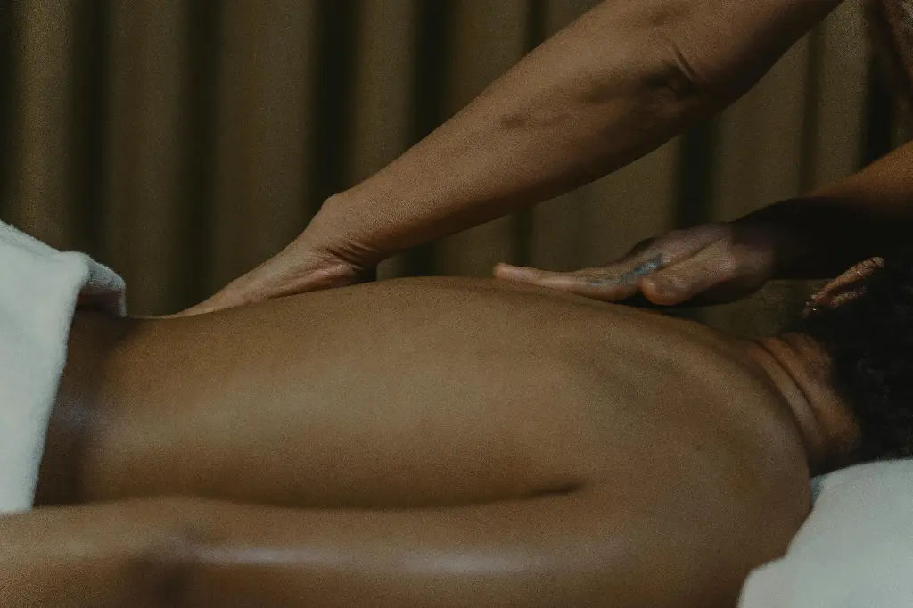 Facial Treatments -Kaeso Facial and Upper Body Massage - 60mins